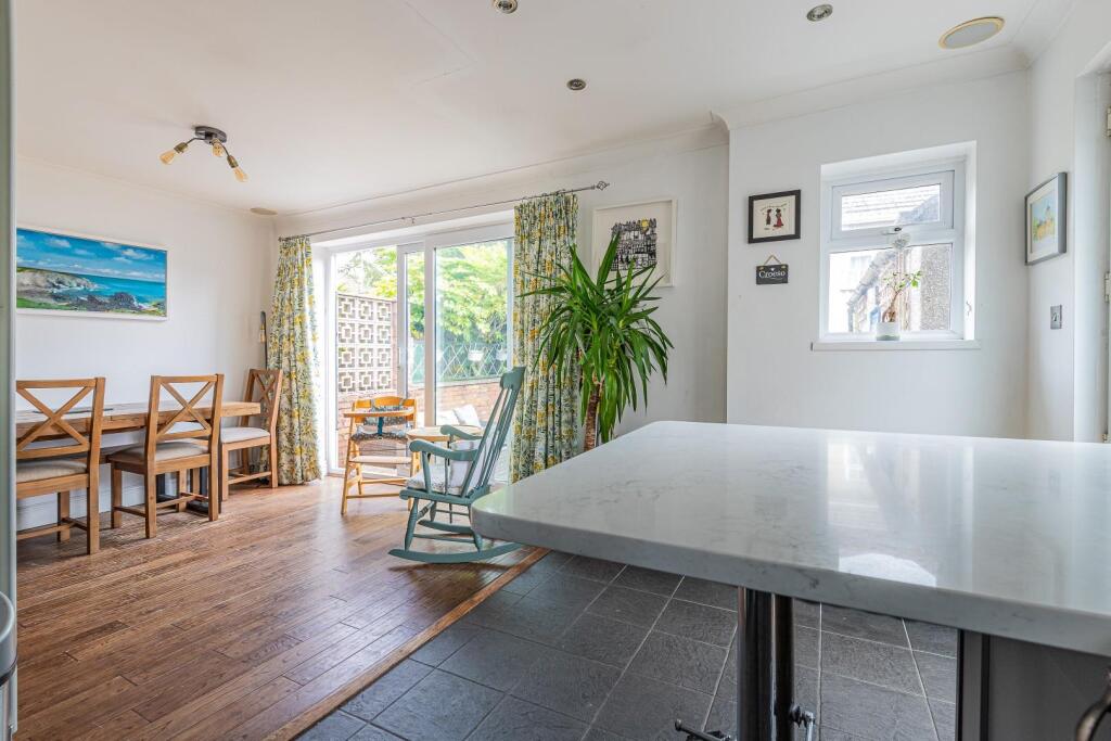 Heol Llanishen fach 152-17.jpg