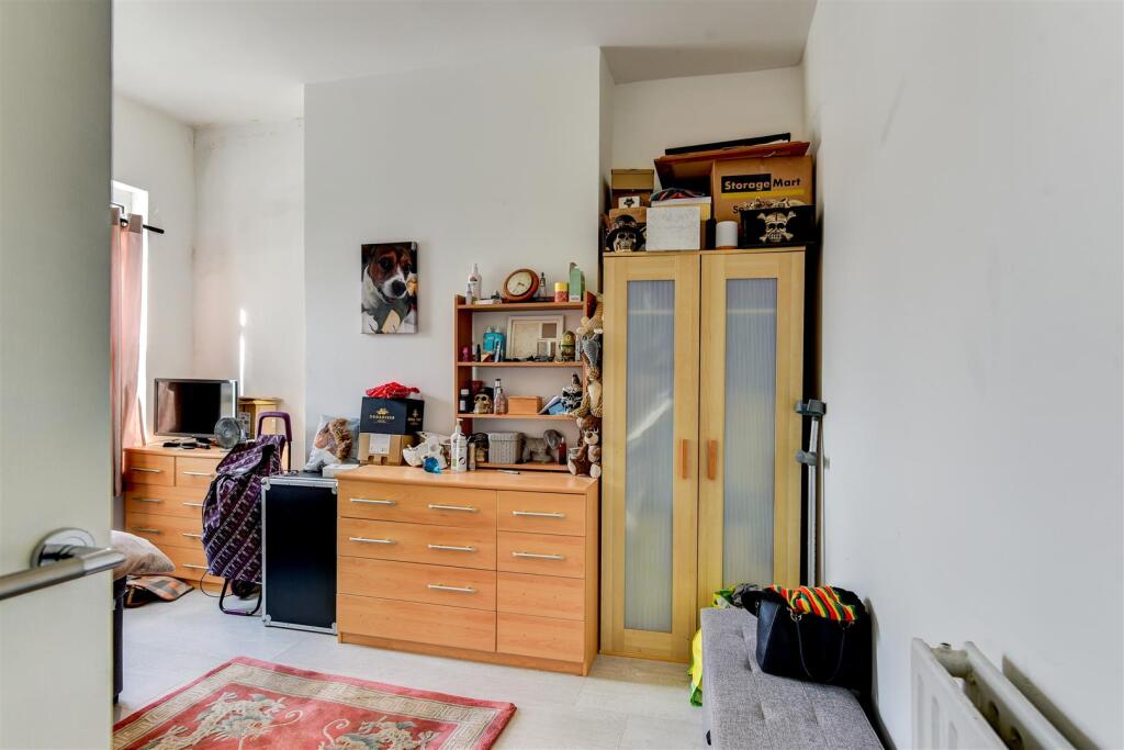 3Eastcourt-9.jpg