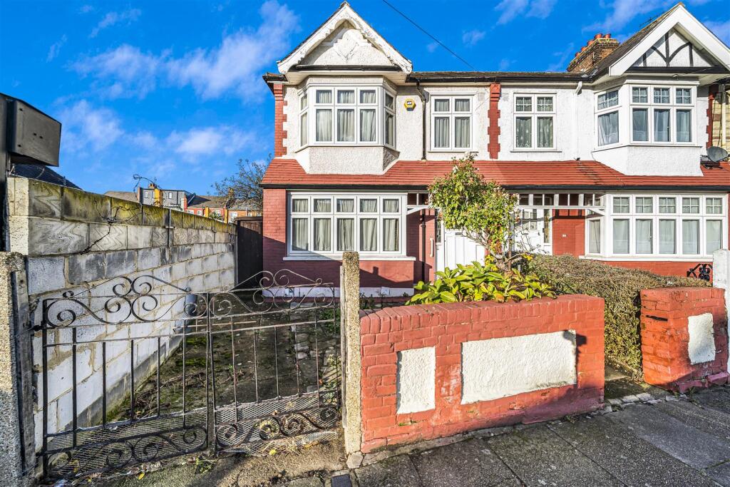 Sandringham Road, Wood Green, N22