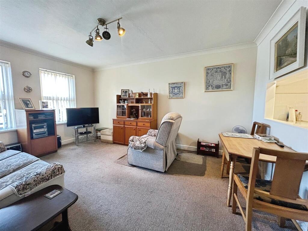 0c0ad661-E-40DF-8013-1A4A9B0D78D9-8502-00000587F24