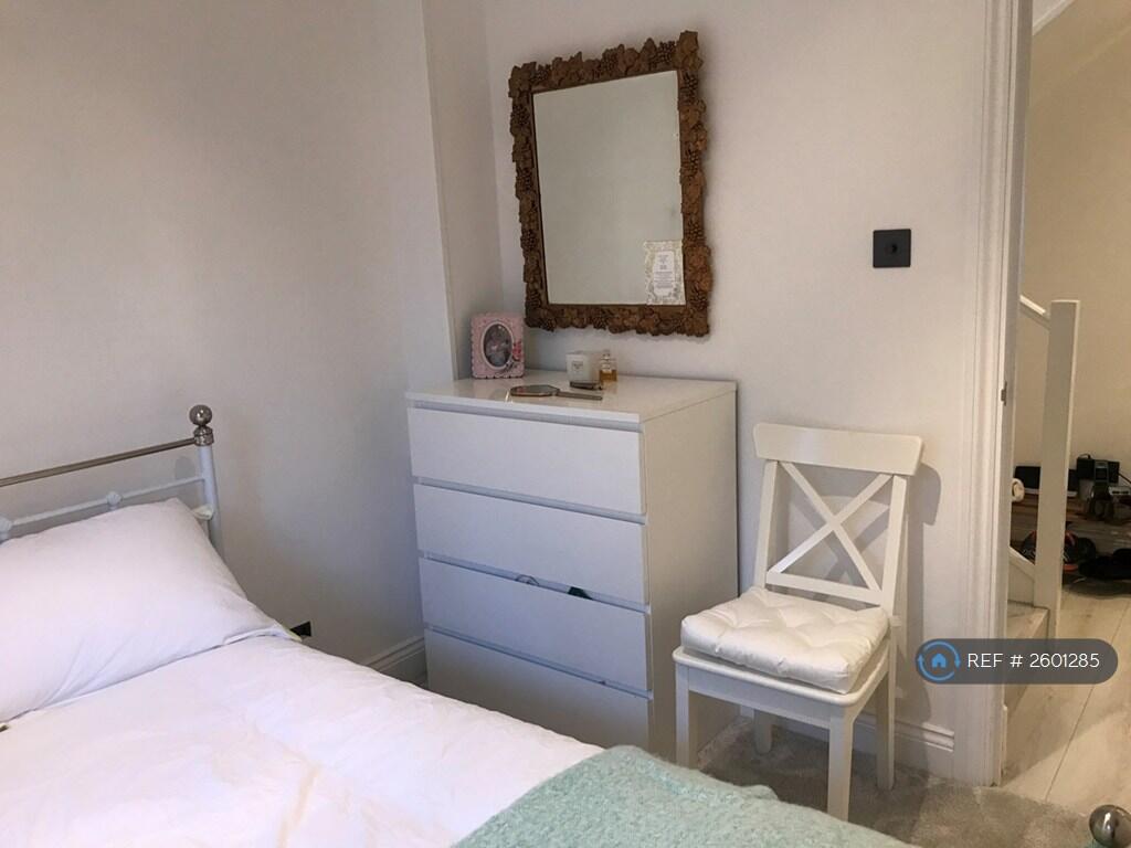 Front Bedroom - Ground Floor 2