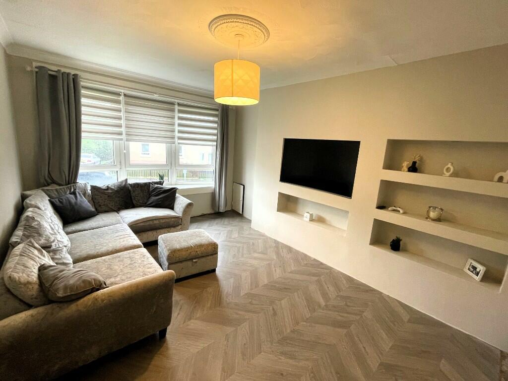 Lounge 4.5m x 3.5m