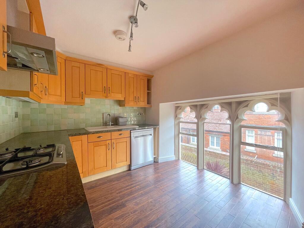 Kitchen (2)