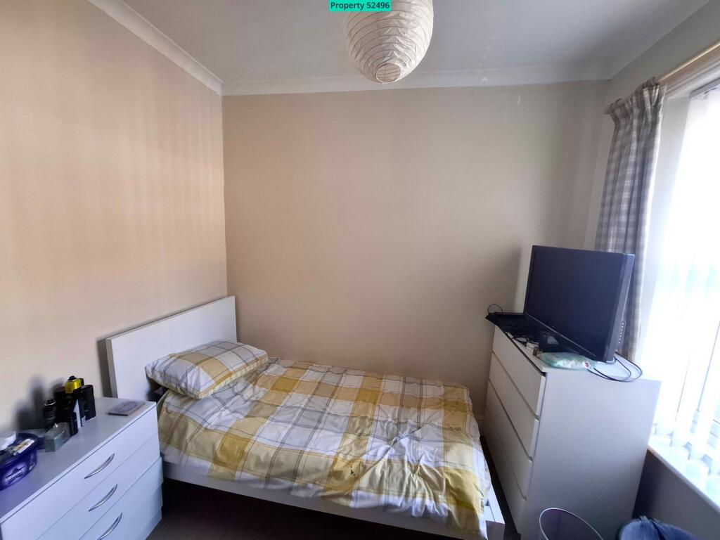 Bedroom Two  10'10 x 7'8