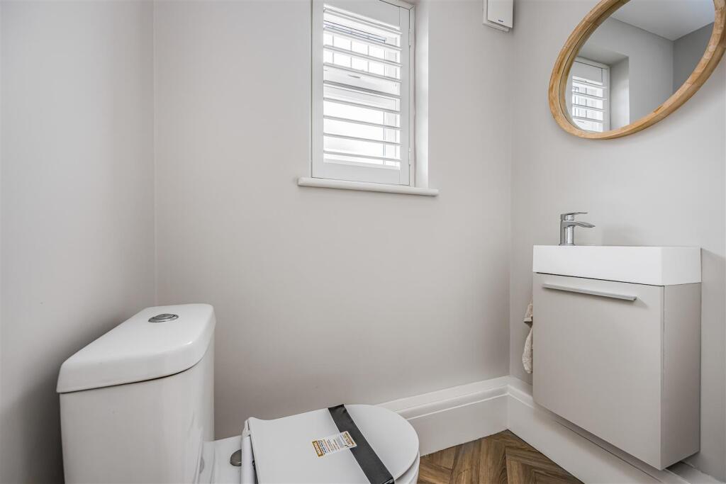 68 Kirby Road, Copnor-Small-PorticoMarketing-SoldB