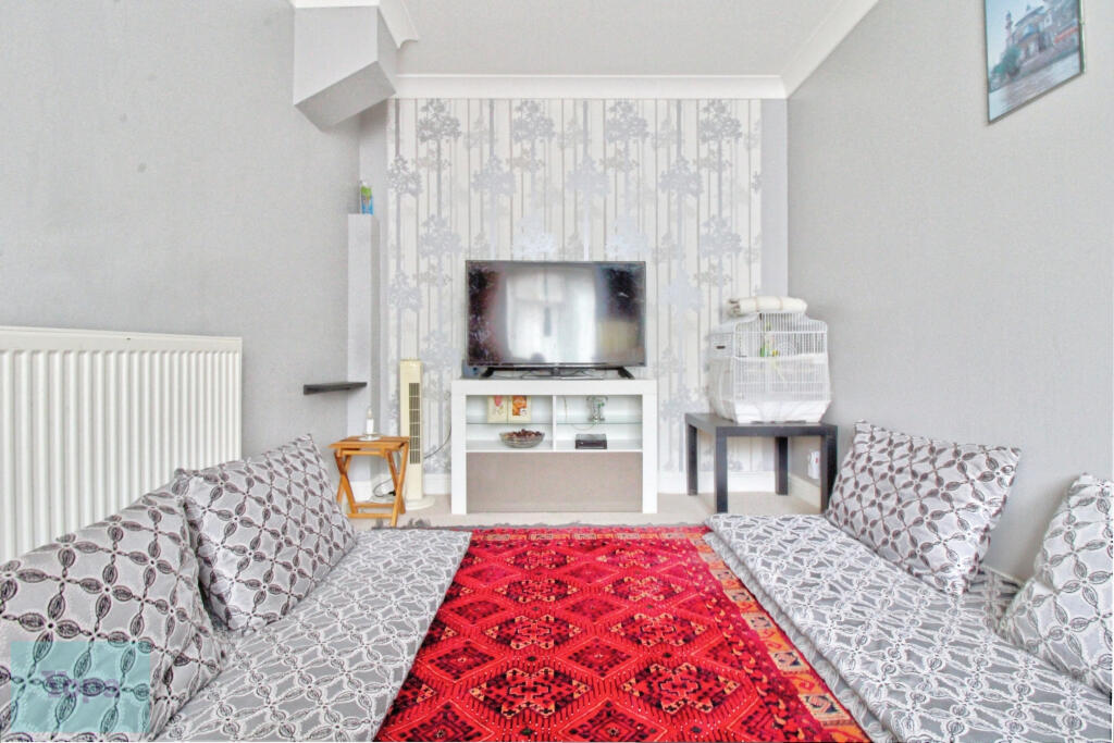 F74c2440-Bedroom 204