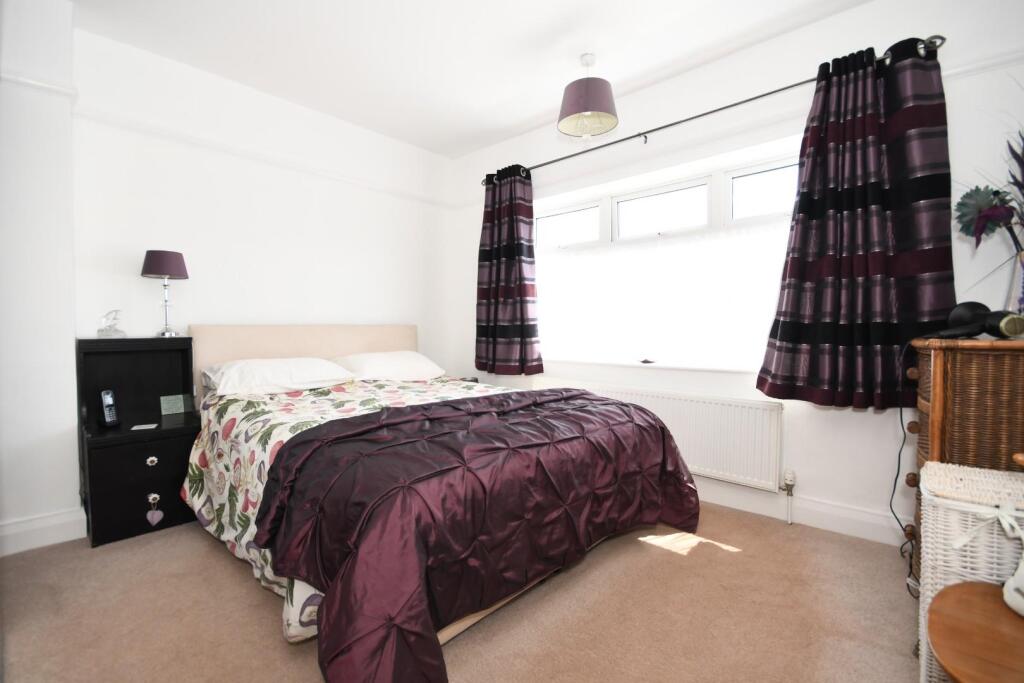 BEDROOM 2.JPG