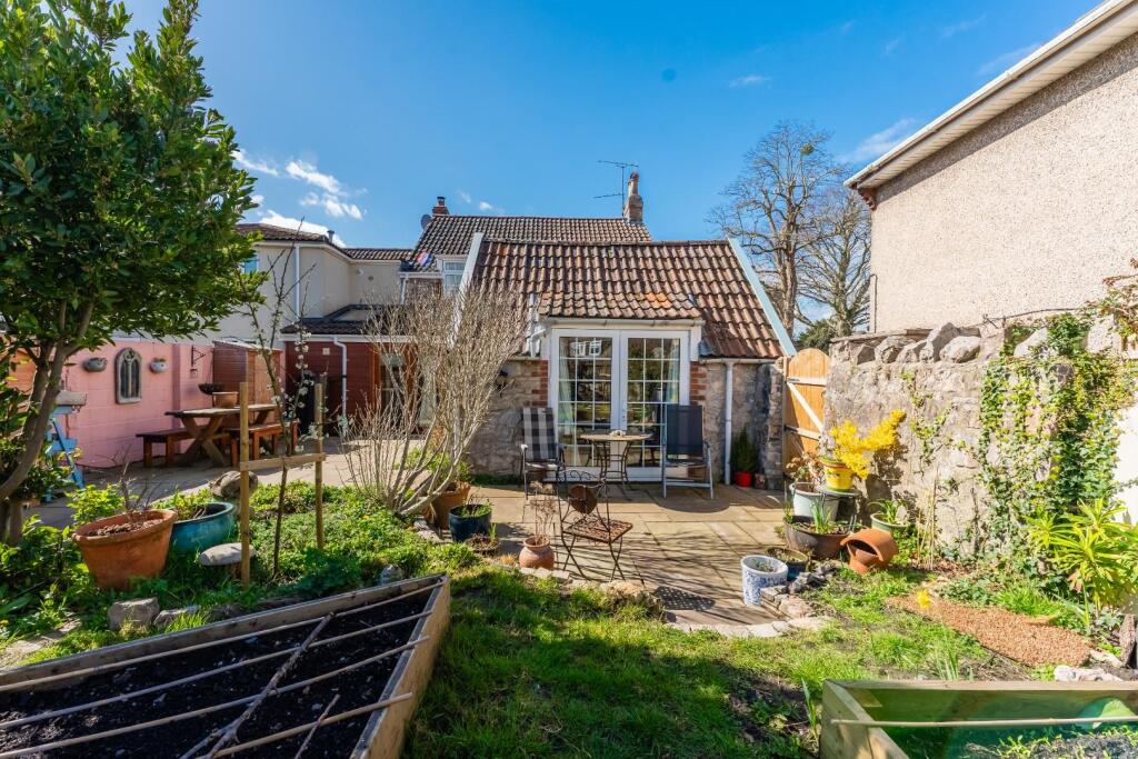 90 High St Yatton BS49 4DW 46.jpg