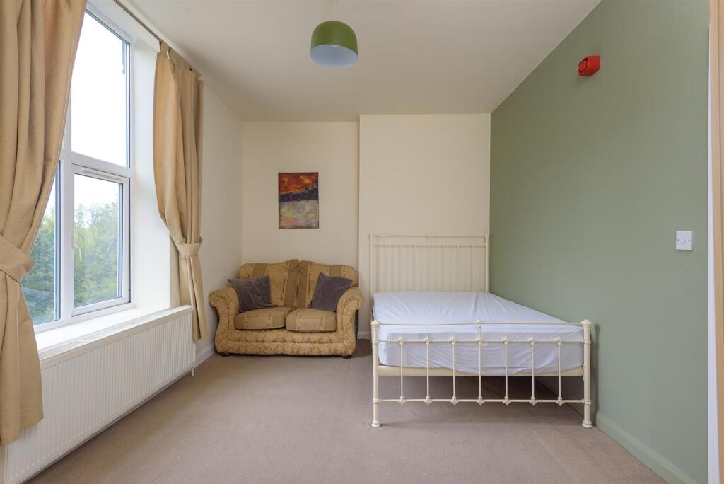 untitled (3 of 8).jpg