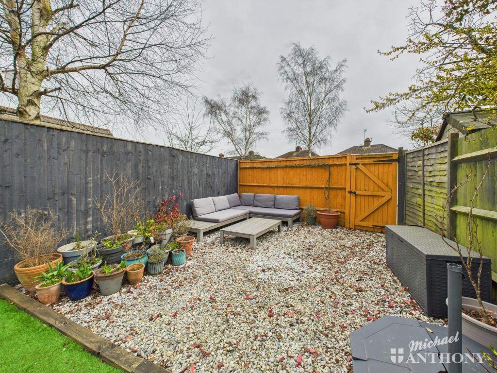 CAM03852G0-PR0224-STILL018