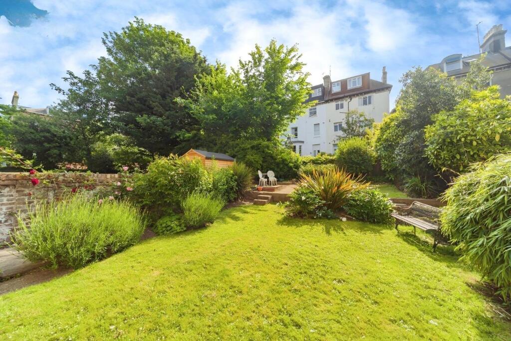 Garden2.jpg