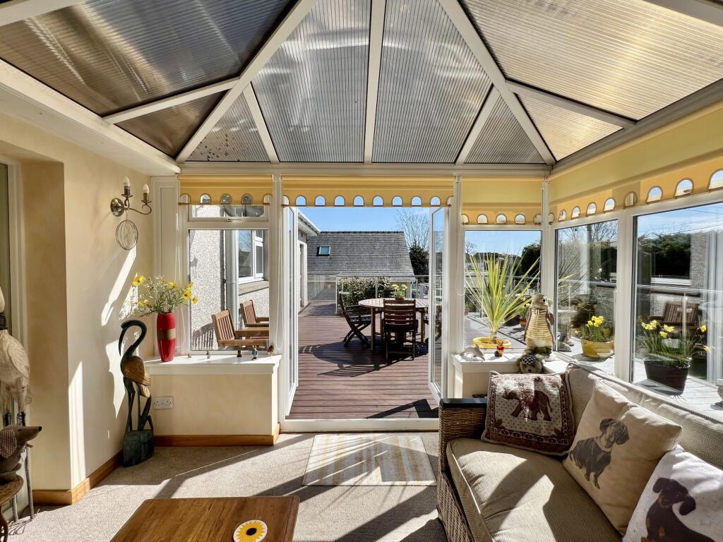22 St Andrew Drive, Castle Douglas - Williamson an