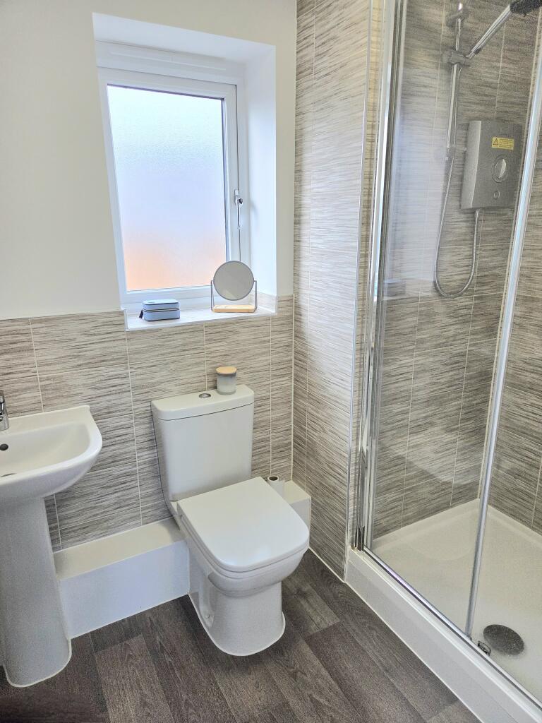 En-suite Bathroom