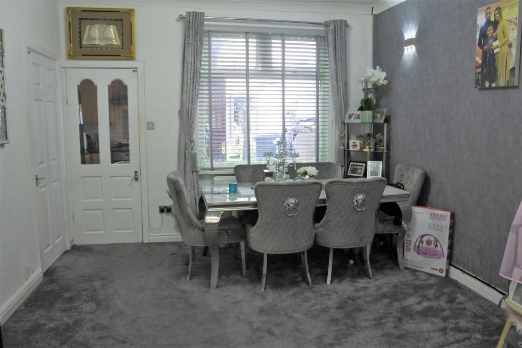 Dining Room 2.JPG