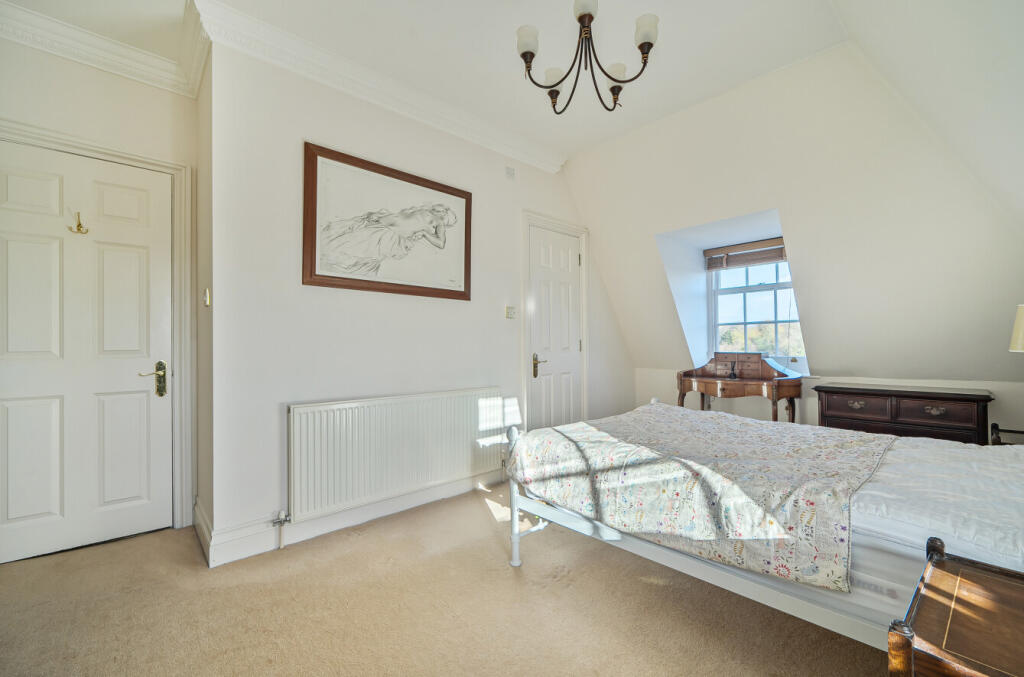 1386720-11-692ee4...