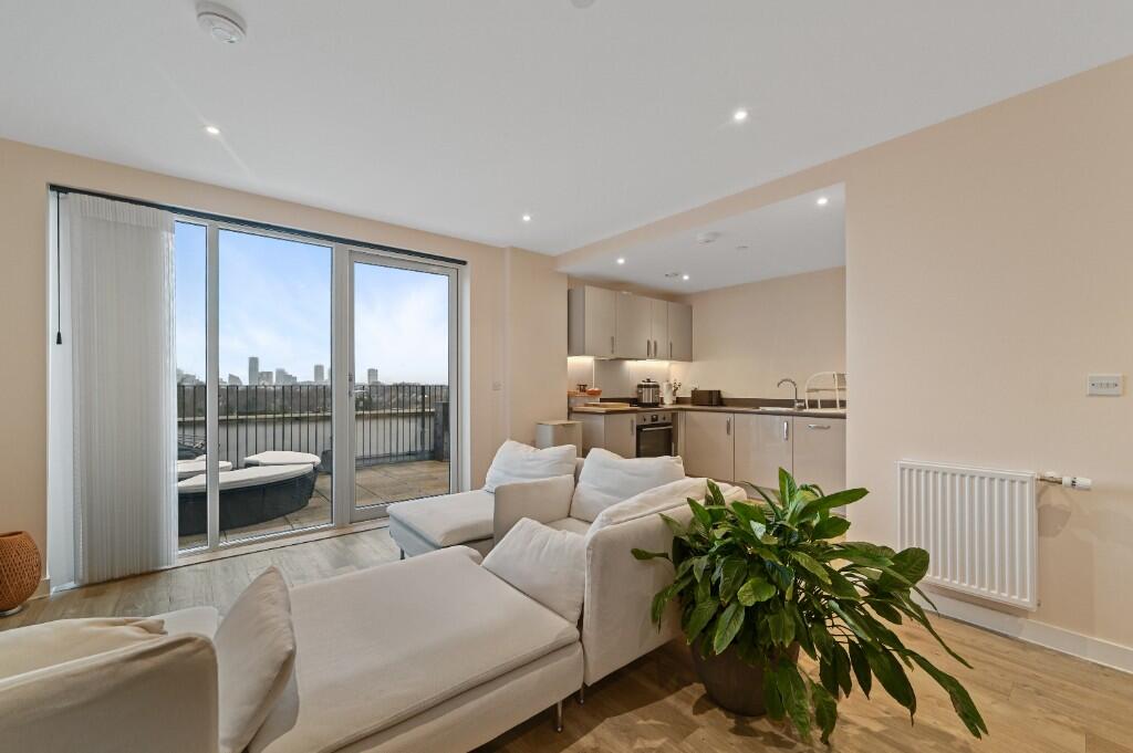 Open Plan Living/Kit