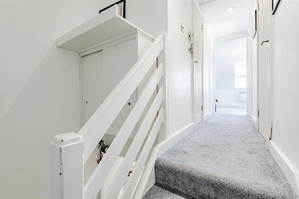 Hallway - Flat 3