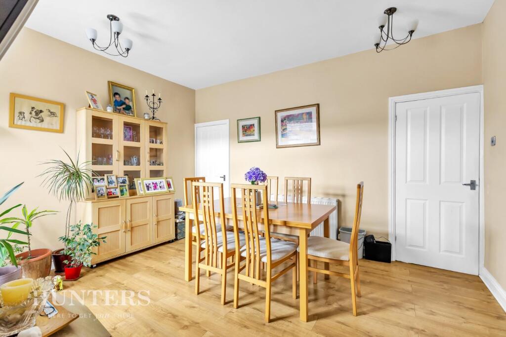 22 Merton Avenue (6).jpg