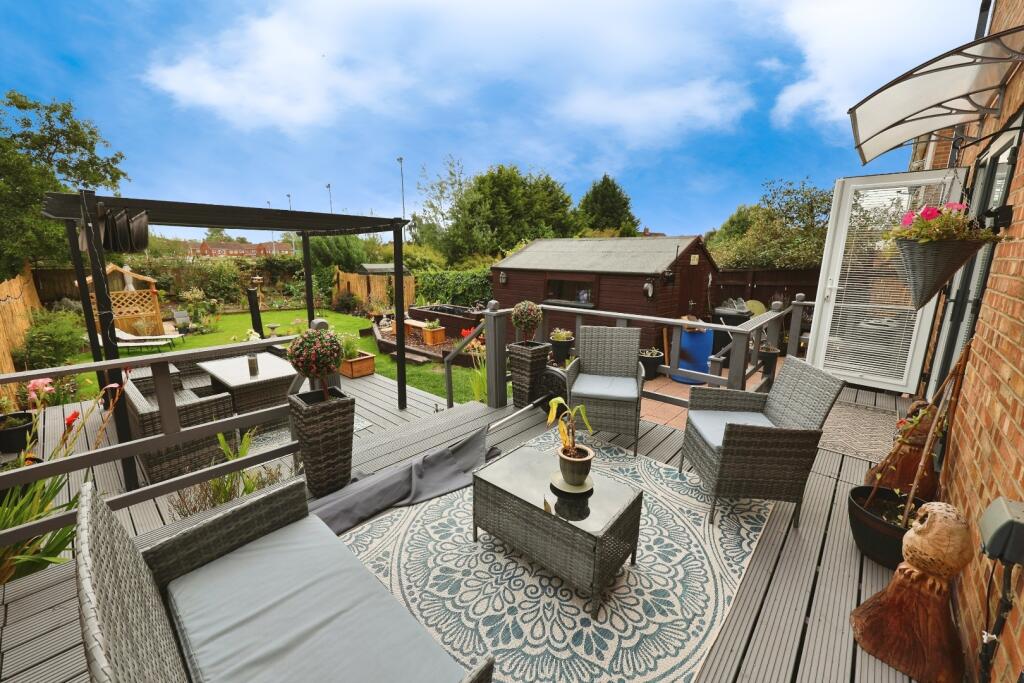 pbox-garden-320446.JPG
