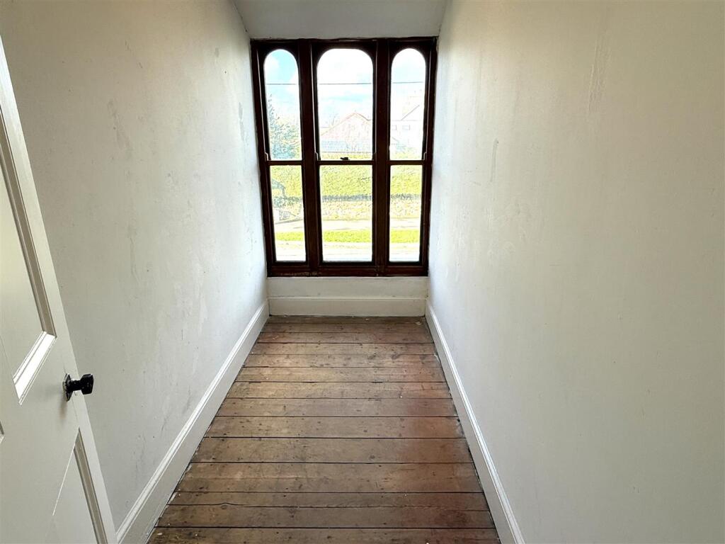 Study/Cot Room/Bedroom 5