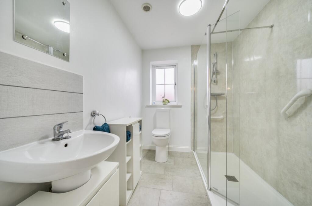 1342568-16-68a85f11f2783