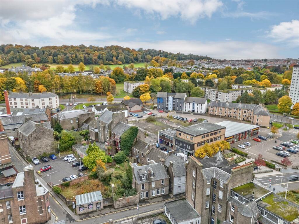 1R 3 Burnside Street Dundee-9.JPG