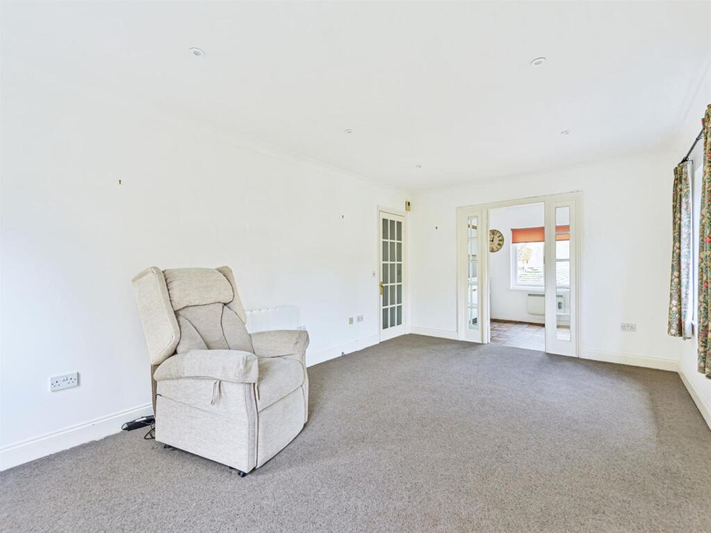 26 Malthouse Court, The Lindens, Towcester (14).jp