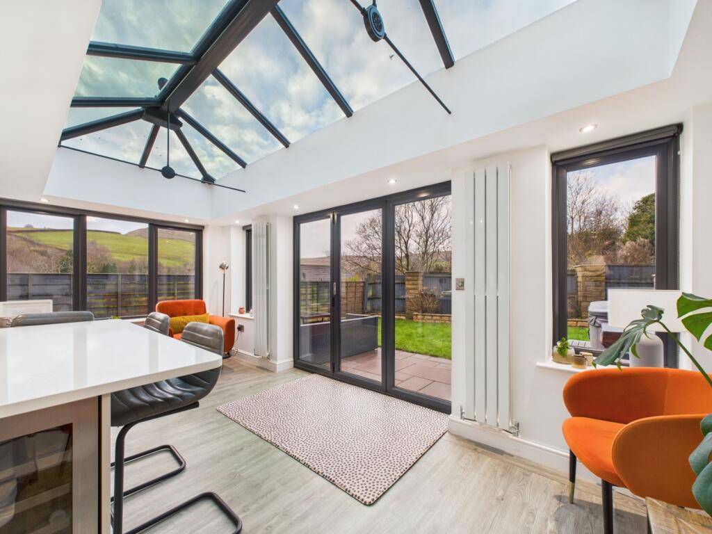 CAM02093G0-PR0067-STILL004