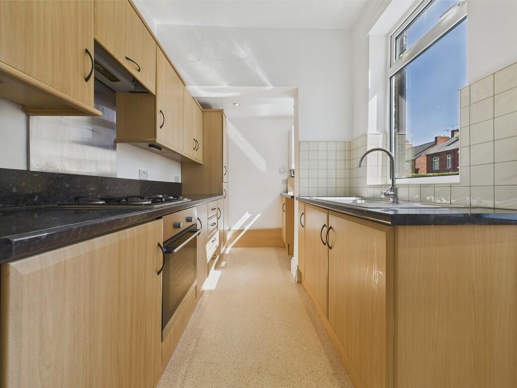 CAM04273G0-PR0126...