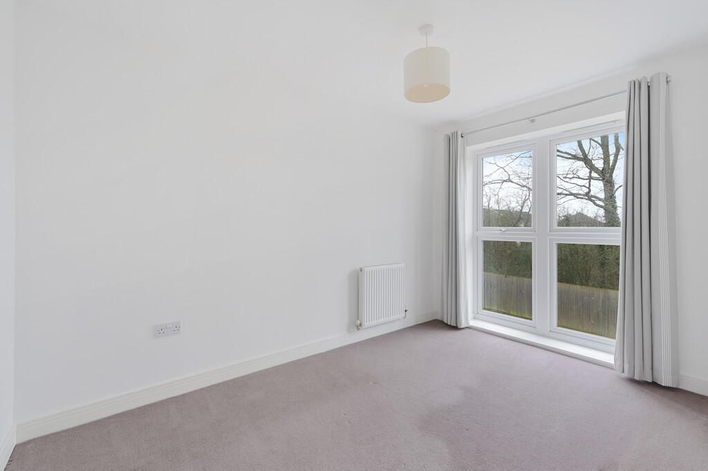 FOUR OAKS, 6 (12)