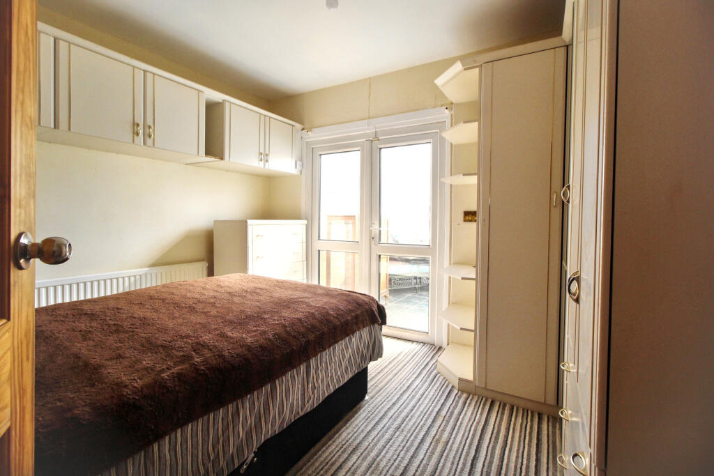bedroom one.JPG
