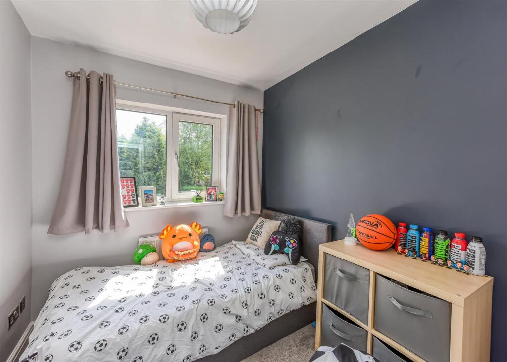 53 Wakeley Hill-Bedroom 3.jpg