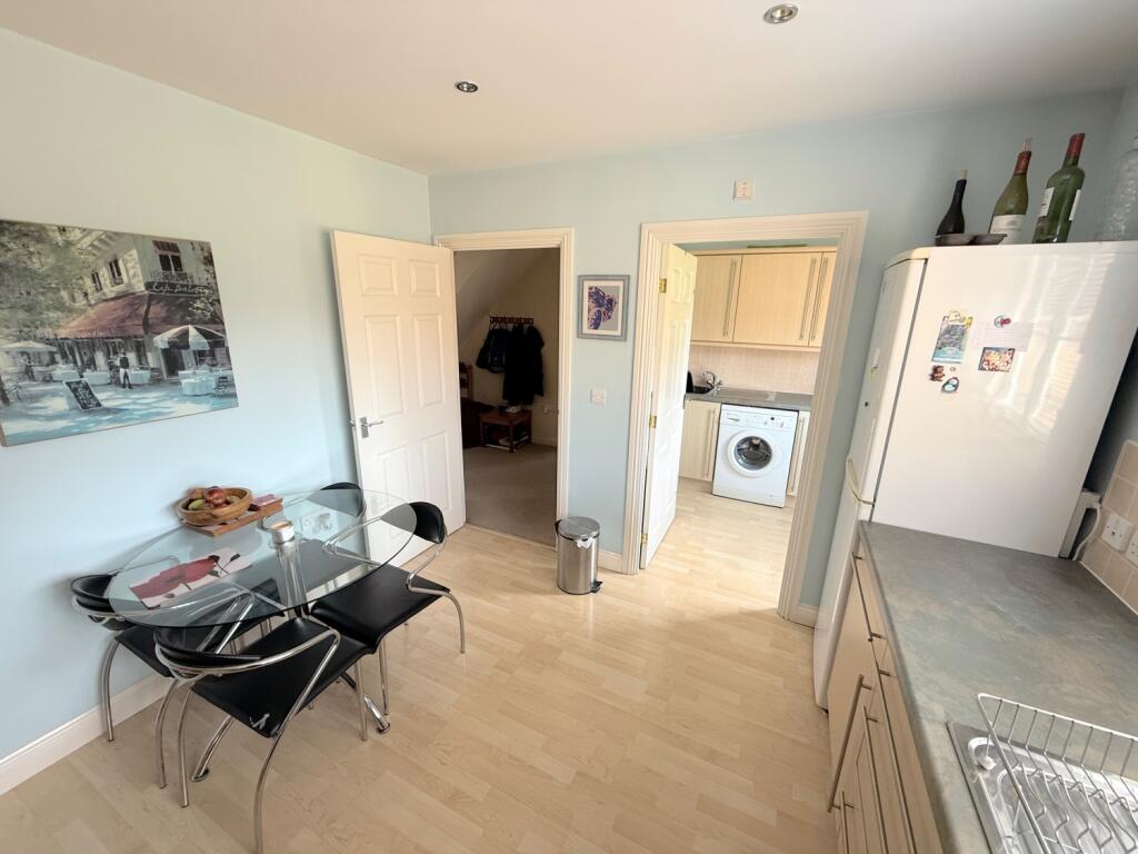 250D331A-C106-41E5-90AE-38FA3917B0C0