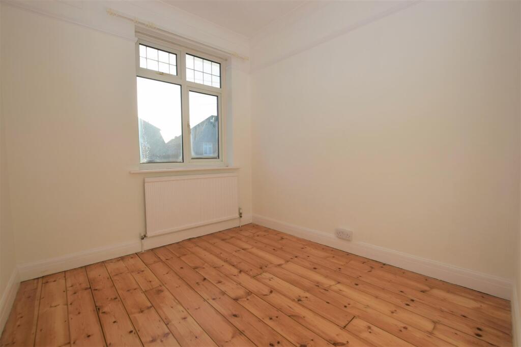 BEDROOM 3.jpg