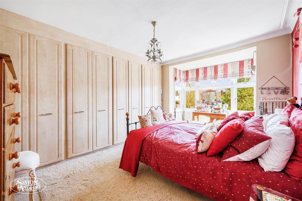 32 Croft bed front.jpg
