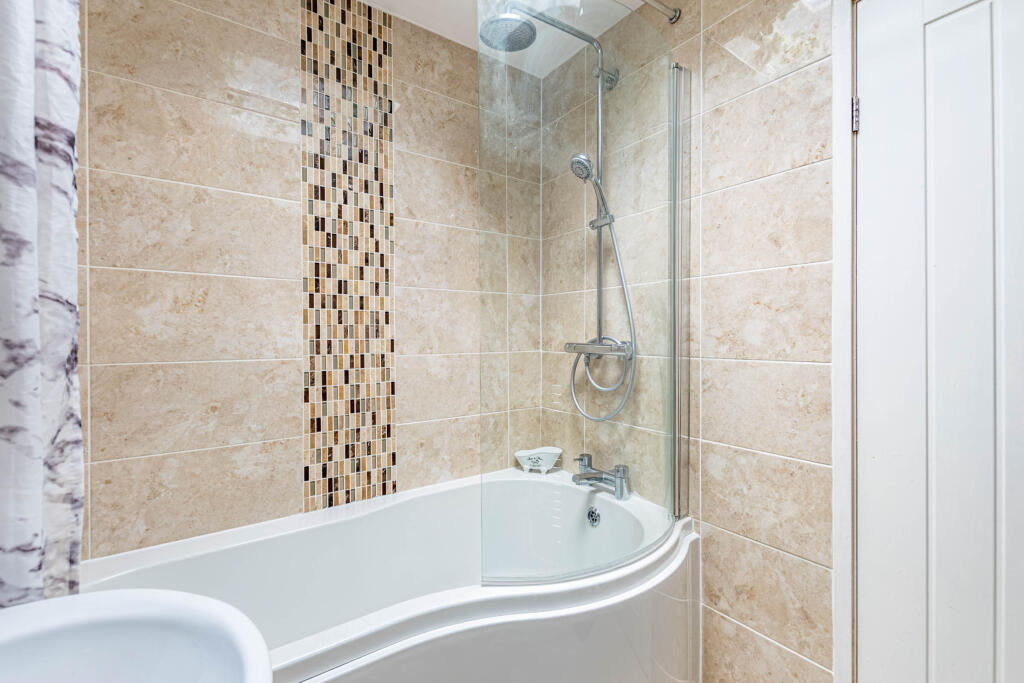 bathroom2