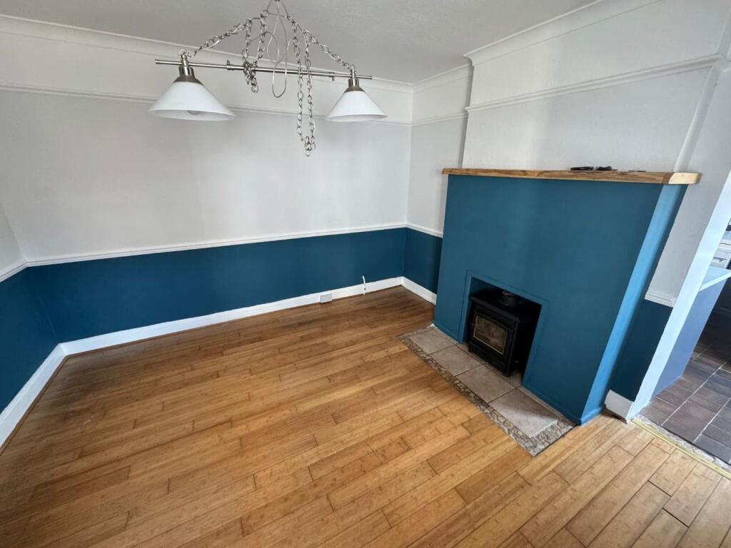 dining room.jpg