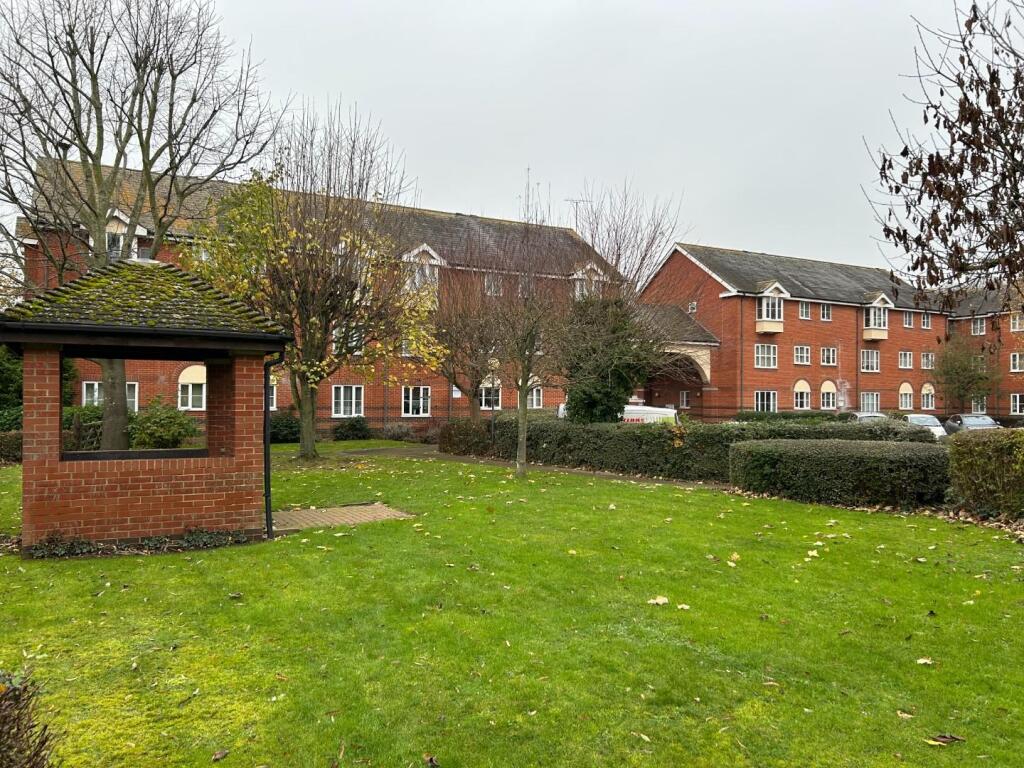 COMMUNAL GARDENS