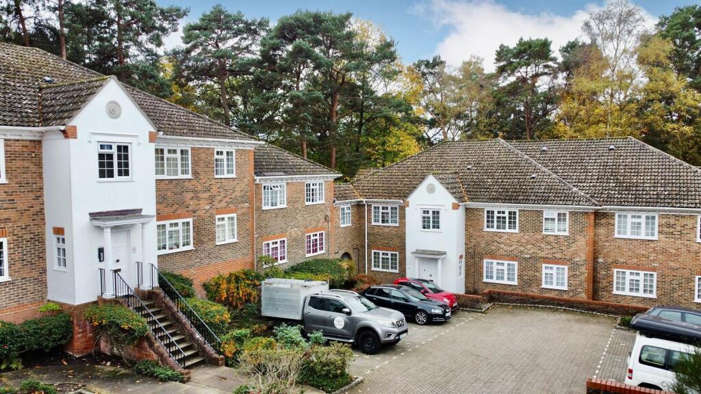 WhatsApp Image 2025-11-05 at 20.33.48_43498cf9.jpg