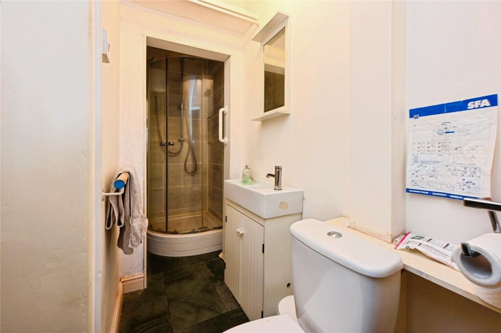 Ensuite
