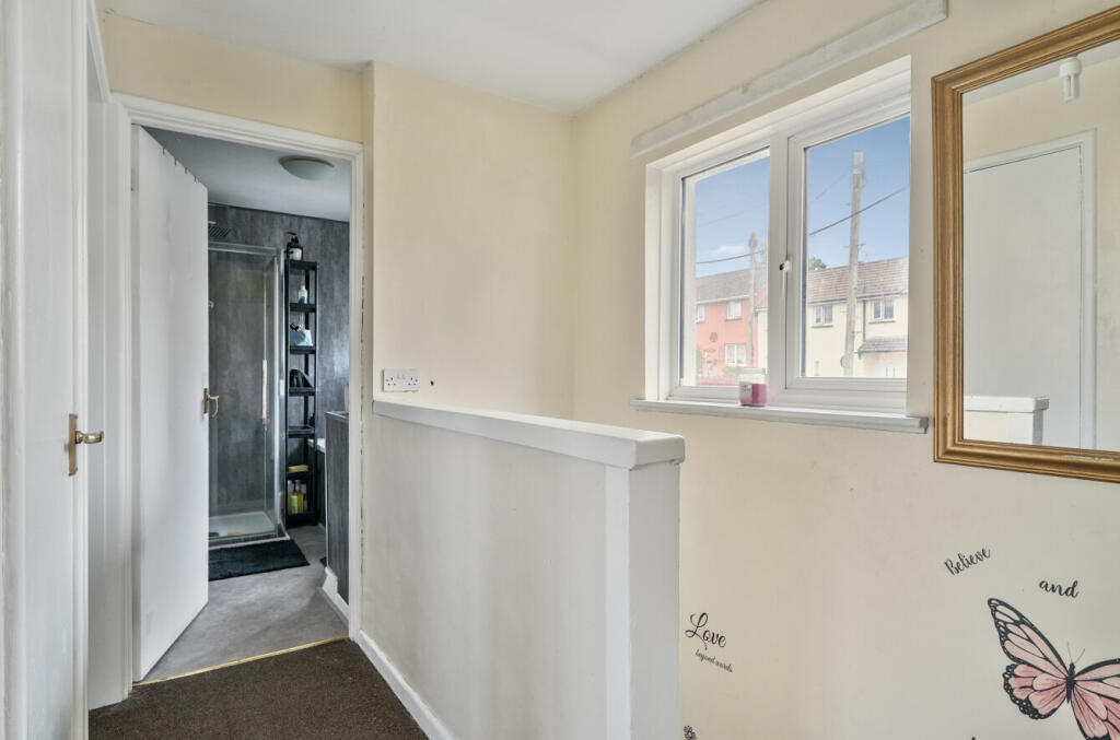 1314162-3-685a839...