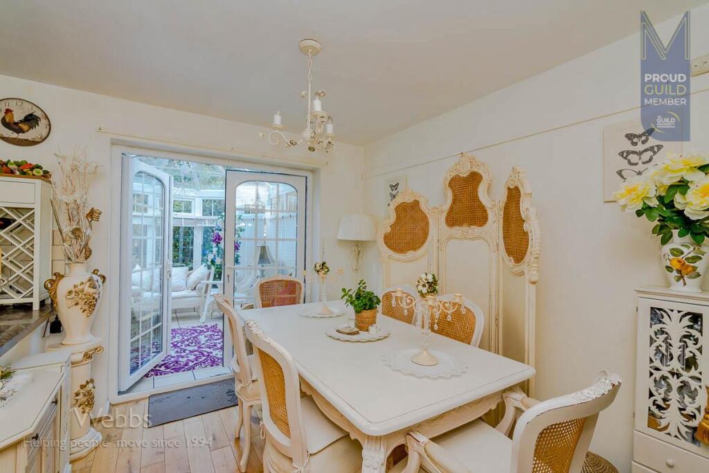 © Webbs Estate Agents © (4 of 32).jpg