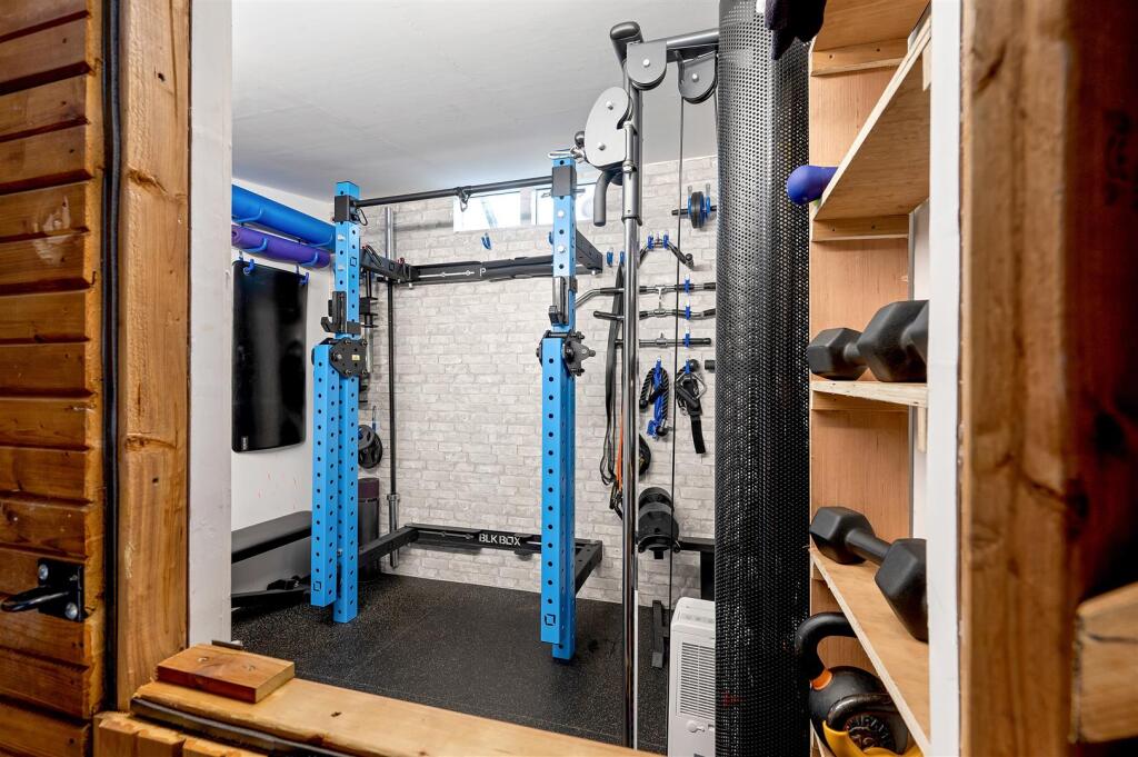 8 Hunters Rise PH-68.jpg