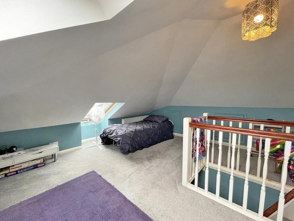 Cross Park Road 23 - Bed 2.jpg