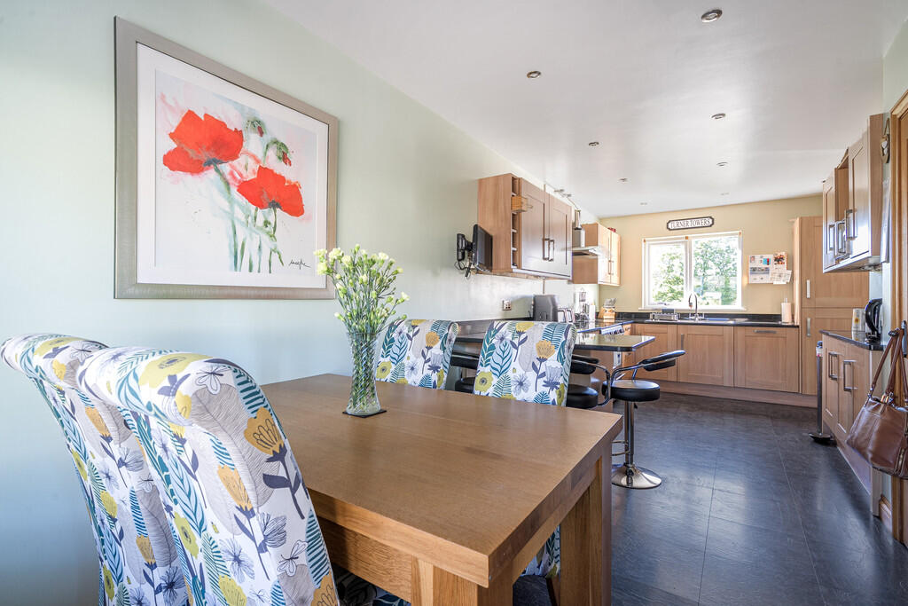 Kitchen/Dining Ro...