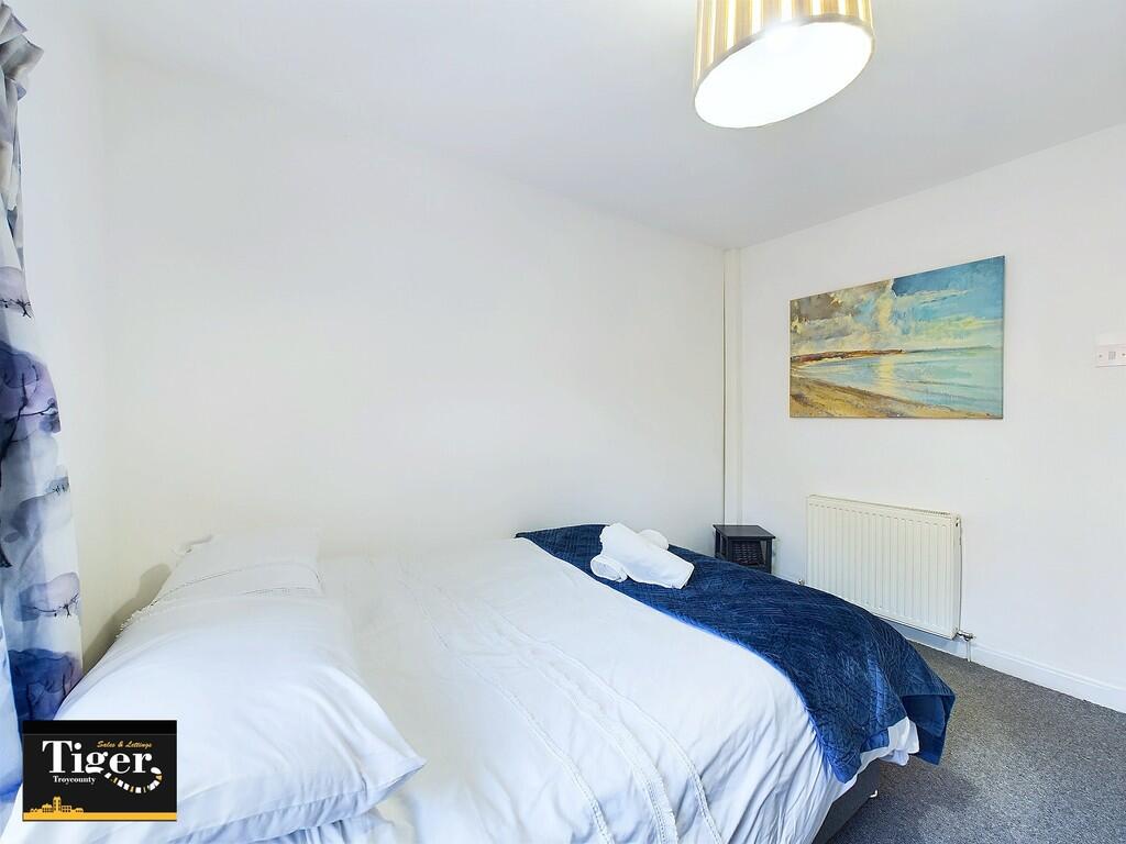 CAM03440G0-PR0245...