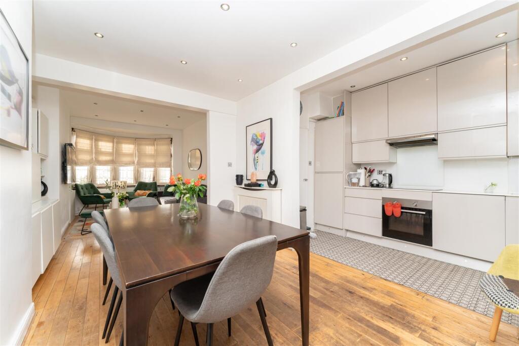 457 Uxbridge Road Kitchen Diner.jpg