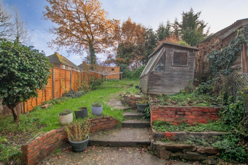 Vernon Way, Guildford, GU2