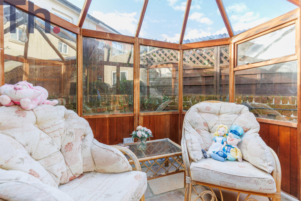 Conservatory/Sun Room