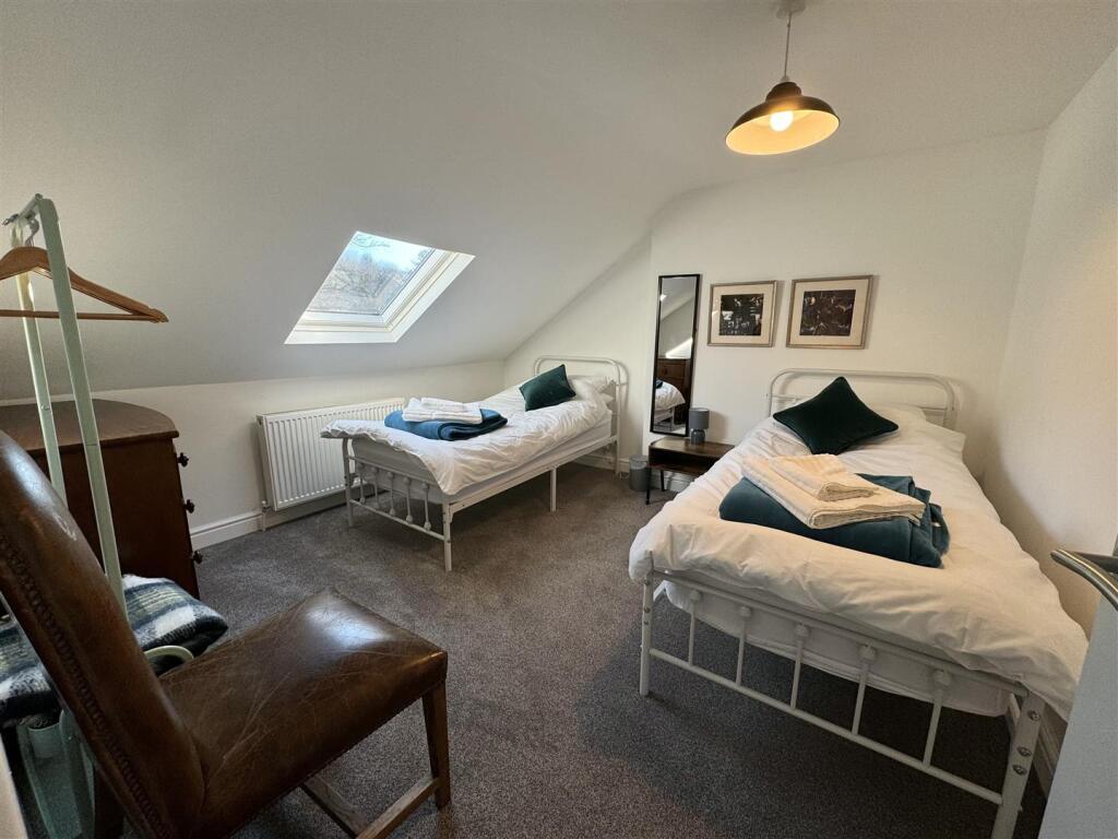 BEDROOM  3